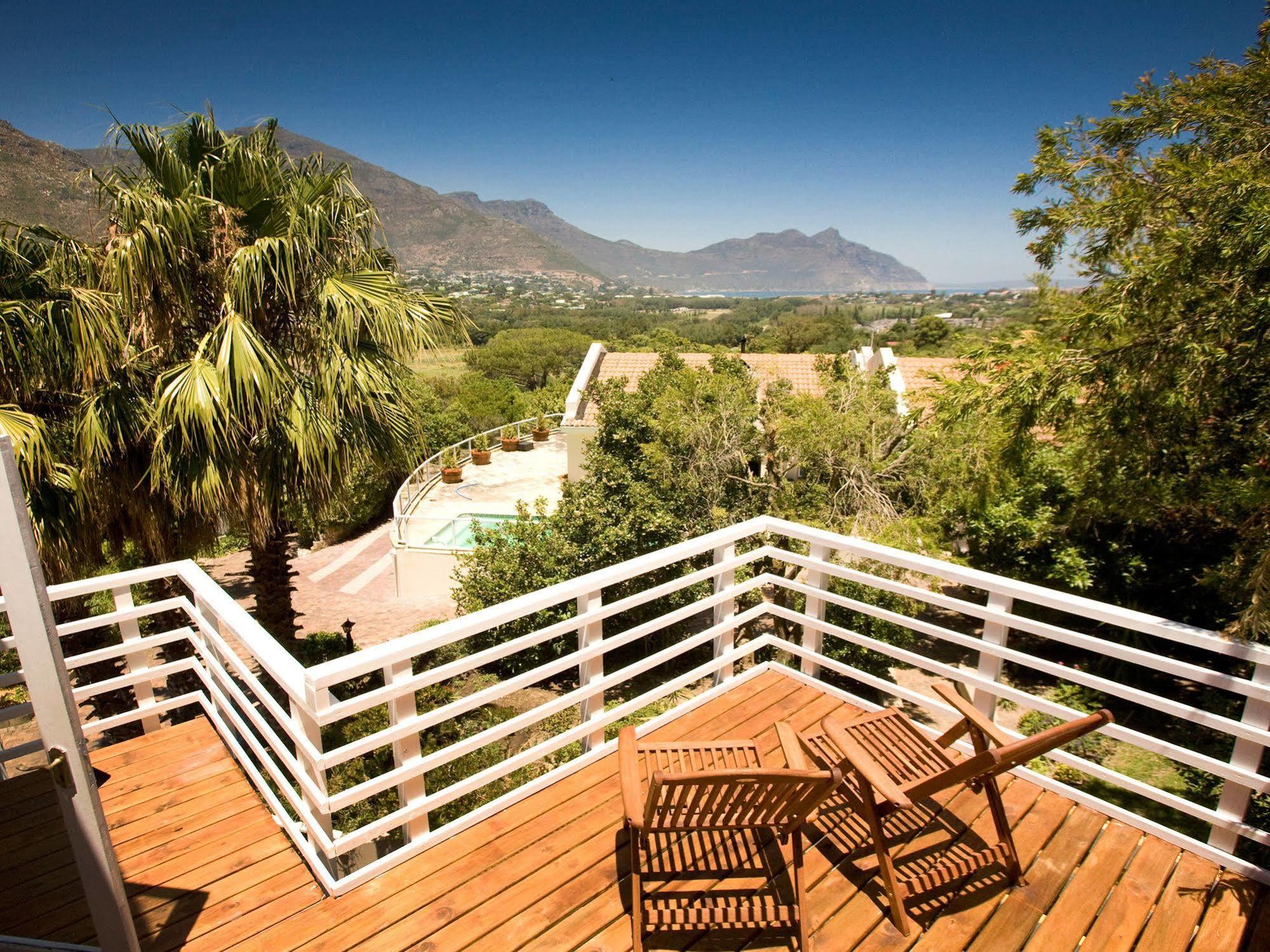 Art Gallery Guest House - Thandekayo Hout Bay Exteriör bild